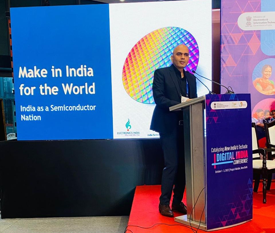 MAIT's President Shri Raj Kumar Rishi addressing a panel in the Digital India Conference at India Mobile Congress 2022